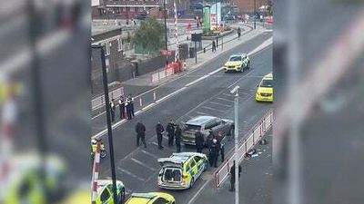 Greenwich: Armed police shoot ‘suspected gunman’ on bridge