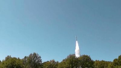 Russia Shows Off Iskander Mobile Ballistic Missile System And Claims Range Of Over 300 Miles