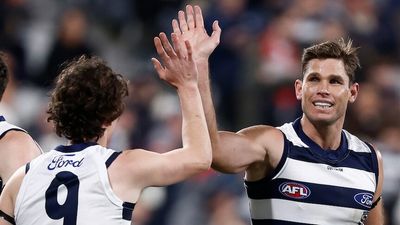 Geelong beat St Kilda to make it 11 straight wins, Richmond beat Port Adelaide to slide back into top eight