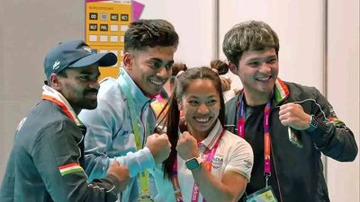 CWG 2022 gold medallists Mirabai Chanu, Achinta Sheuli receive warm welcome in Amritsar