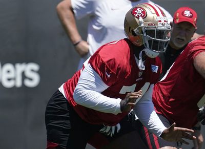 Kyle Shanahan sheds light on 49ers interior OL competitions