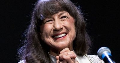 The Seekers singer Judith Durham dies after lung disease battle as bandmates pay tribute