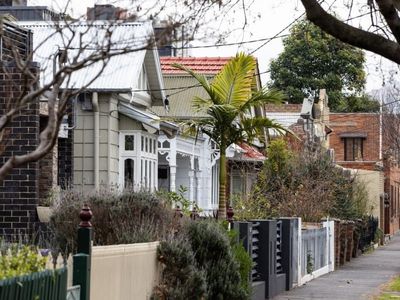 Mortgage holders 'doing it tough': survey