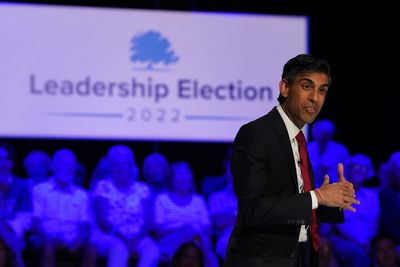 Sunak vows to crack down on university degrees with low outcomes