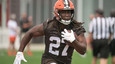 Browns RB Hunt Skips Team Drills for Second Practice, per Reports