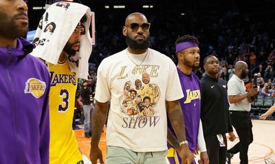 Lakers insider says there’s a good chance of a LeBron James extension