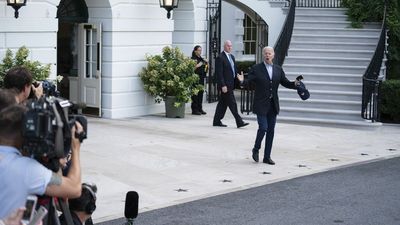 Biden leaves White House isolation for first time in 18 days