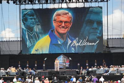 Dick Vermeil thankful for Chiefs organization in Hall of Fame speech