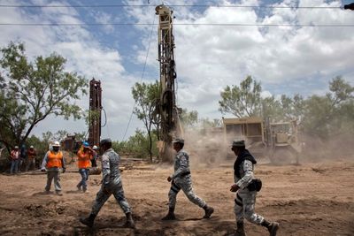 Mexican president heads to mine disaster zone