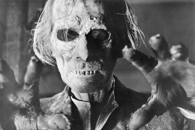 12 chilling "Tales From the Crypt" facts