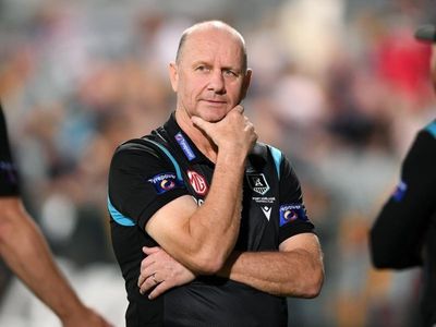 Port coach Hinkley no certainty for 2023