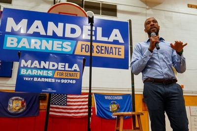 Dems look ahead to Barnes in fall race against Ron Johnson