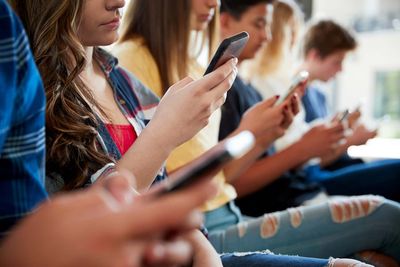 Lifestyle: Different adolescent groups have different social media effects on wellness