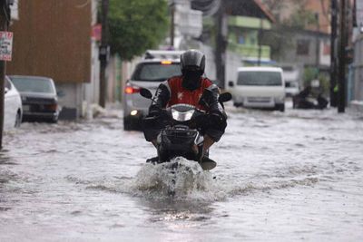 Heavy rain to continue