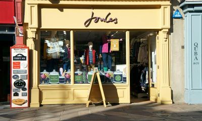 Next in talks to take £15m stake in struggling chain Joules