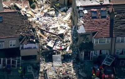Thornton Heath: Girl, 4, dies after house collapses in massive explosion