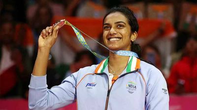 CWG 2022: President Murmu, PM Modi praise PV Sindhu after she wins gold