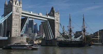 Götheborg ship sails under Tower Bridge as historic Swedish ship visits London