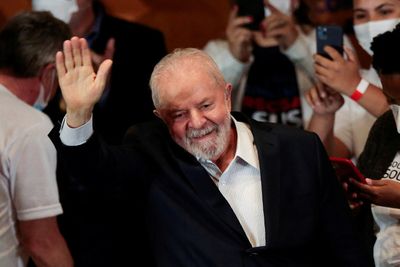 Lula's lead narrows to single-digit in Brazil race - poll
