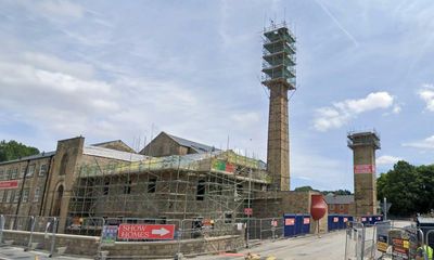 Victorian chimney in Leeds to be shortened over public safety fears