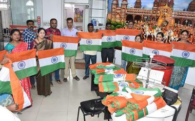 Brisk sales of national flags in post offices in Mysuru