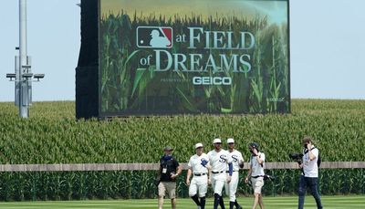 Here’s the cream throwback jersey the Cubs will wear in the ‘Field of Dreams’ game