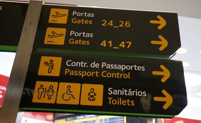 Delay in issuing post-Brexit ID cards puts Portugal's border agency under spotlight