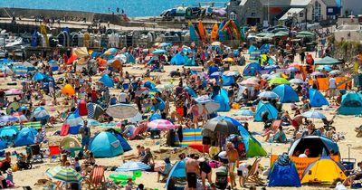 UK weather: Heat health alert issued for all regions of England ahead of 36C temperatures