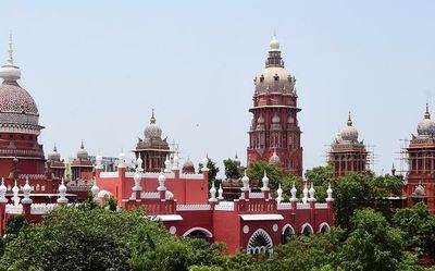 SASTRA buildings on govt. land to remain under symbolic control of HC till disposal of case