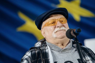 Former Polish president Walesa is in hospital with an infection