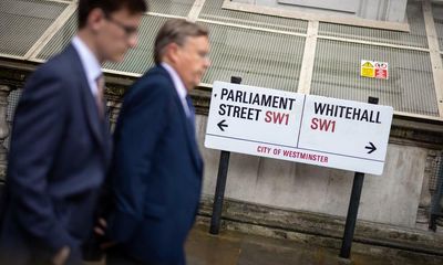 Plan to axe 91,000 civil servants ‘only possible with cuts to services’