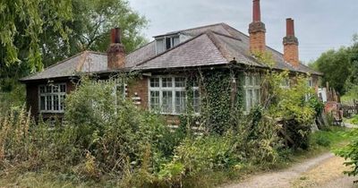 Bungalow in unique location at Nottinghamshire nature reserve up for auction