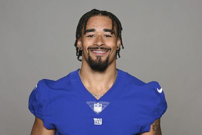 Giants rookie Andre Miller has broken arm