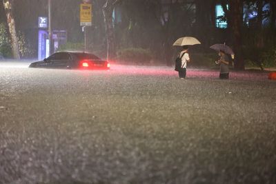 Rains in S. Korea turn Seoul's roads to rivers, leave 7 dead