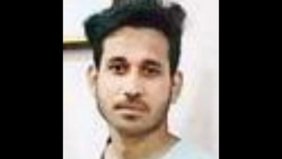 Delhi: Youth’s throat slit by manjha, rescued by Good Samaritan