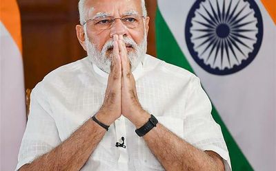 PM Modi remembers freedom fighters on Quit India movement anniversary