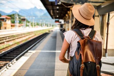 ‘Bring food onboard and don’t get left behind!’: Traveller shares tips from a Thailand sleeper train