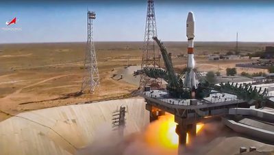 Russia successfully launches Iranian satellite