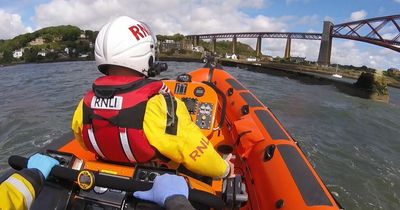 Edinburgh passenger rescued from boat after emergency incident near North Queensferry
