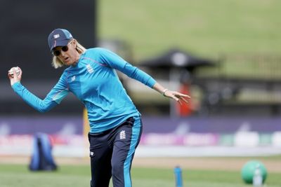 Keightley to stand down as England women's cricket coach