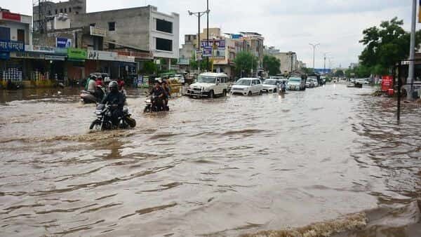 Heavy rain predicted in these states: Check IMD weather updates here