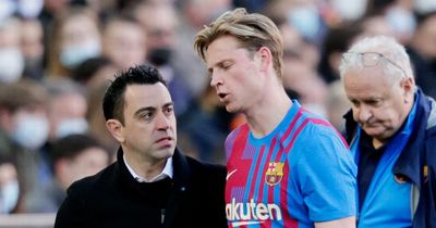 Frenkie de Jong snubs desperate Barcelona requests amid 'outrage' over treatment