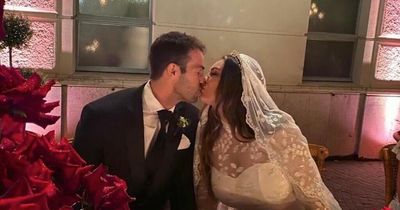 Kelly Brook's wedding U-turn as ceremony she dreamed of was destroyed on the day