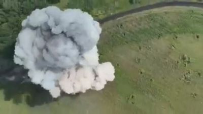 Moment Ukrainian Troops Blow Up Russian Tank With American Javelin Missile