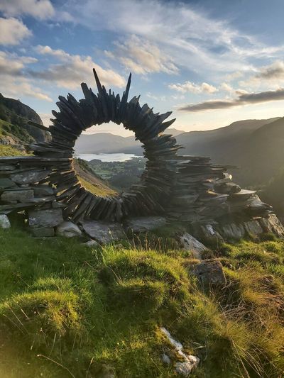 Mysterious ‘Countryside Banksy’ Leaves Artful Ring Of Slate