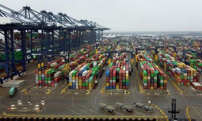 Strikes expected at Felixstowe port as pay talks end without agreement