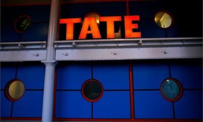 Tate regrets way in which relationship with artists ended