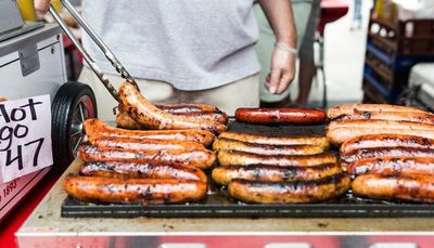 What’s a smell that makes you think of Chicago? Sun-Times readers weigh in