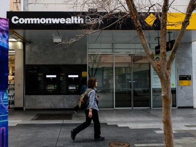 CBA profit jumps to nearly $10 billion