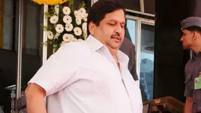 BMC elections at hand, but only 1 Mumbai minister finds place in cabinet expansion